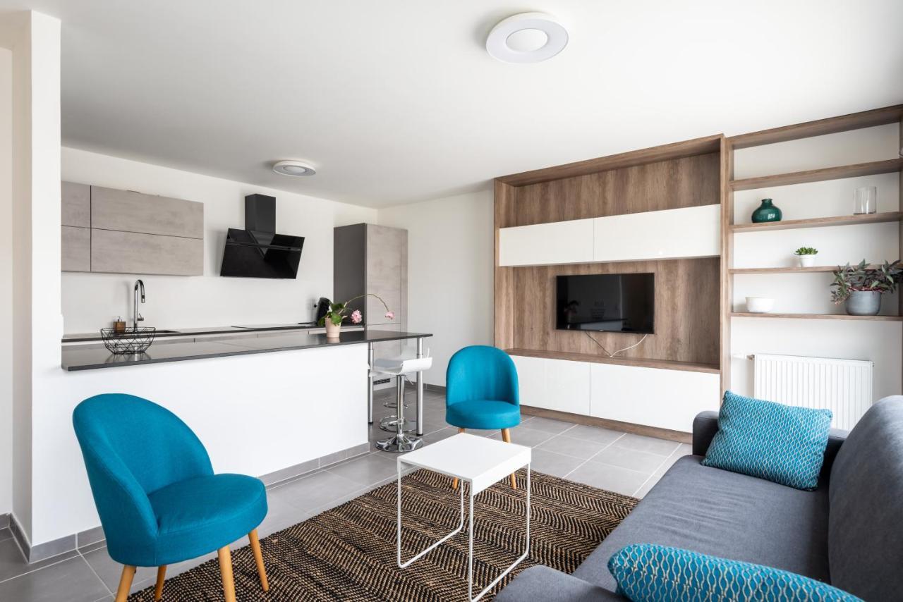 Appartement De Standing Avec Grande Terrasse Villeurbanne Kültér fotó